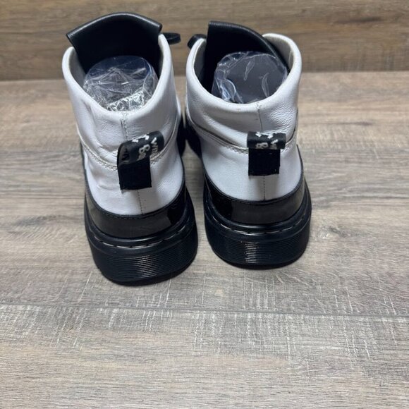 Dr. Martens Jemima Aunt Sally White/Black Leather Chukka Boot Women's Size 8 - Picture 3 of 7